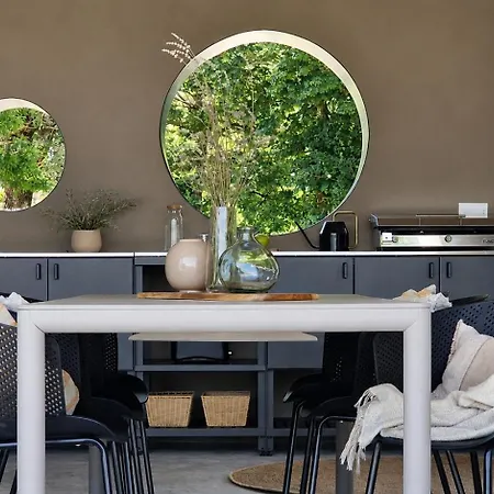 Ze Istrian Design With Massage Pool *