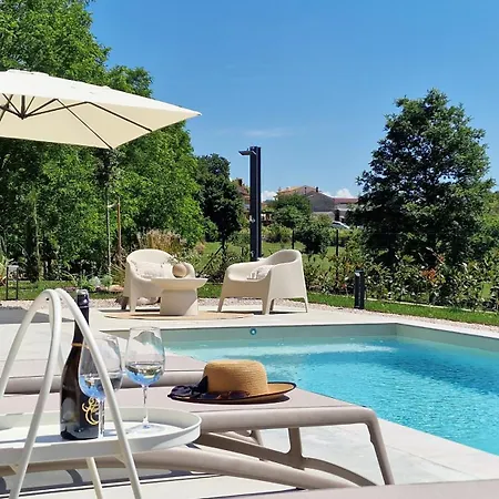 Ze Istrian Design With Massage Pool Villa *