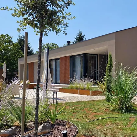 Ze Istrian Design With Massage Pool * Vela Traba
