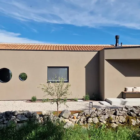Ze Istrian Design With Massage Pool * Vela Traba