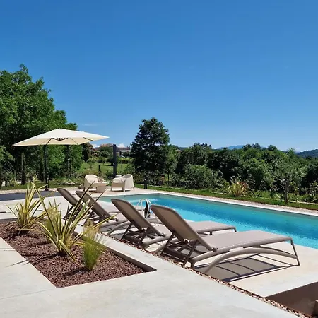 Ze Istrian Design With Massage Pool Vela Traba